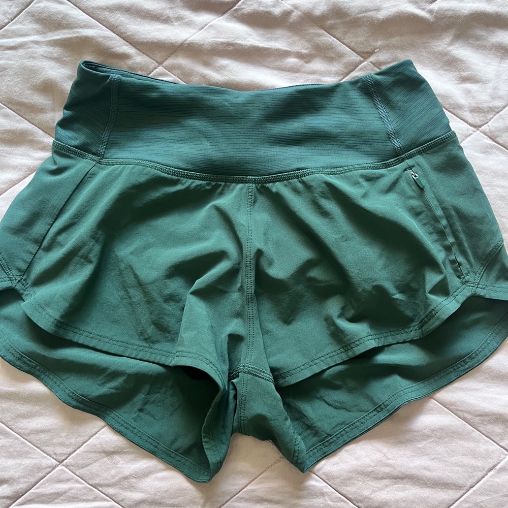 OUTDOOR VOICES SHORTS